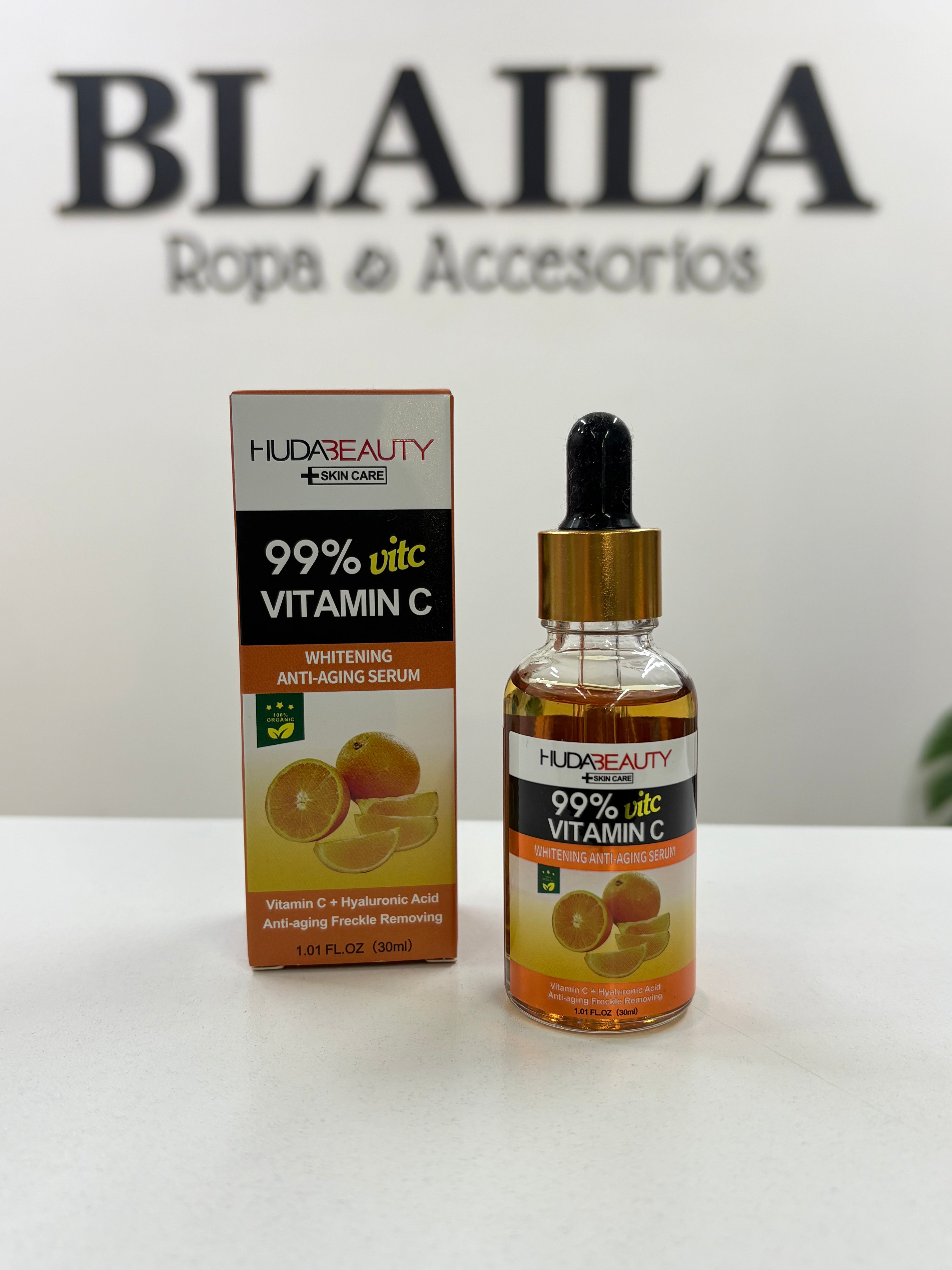 Huda Beauty 99% Vit C – Serum
