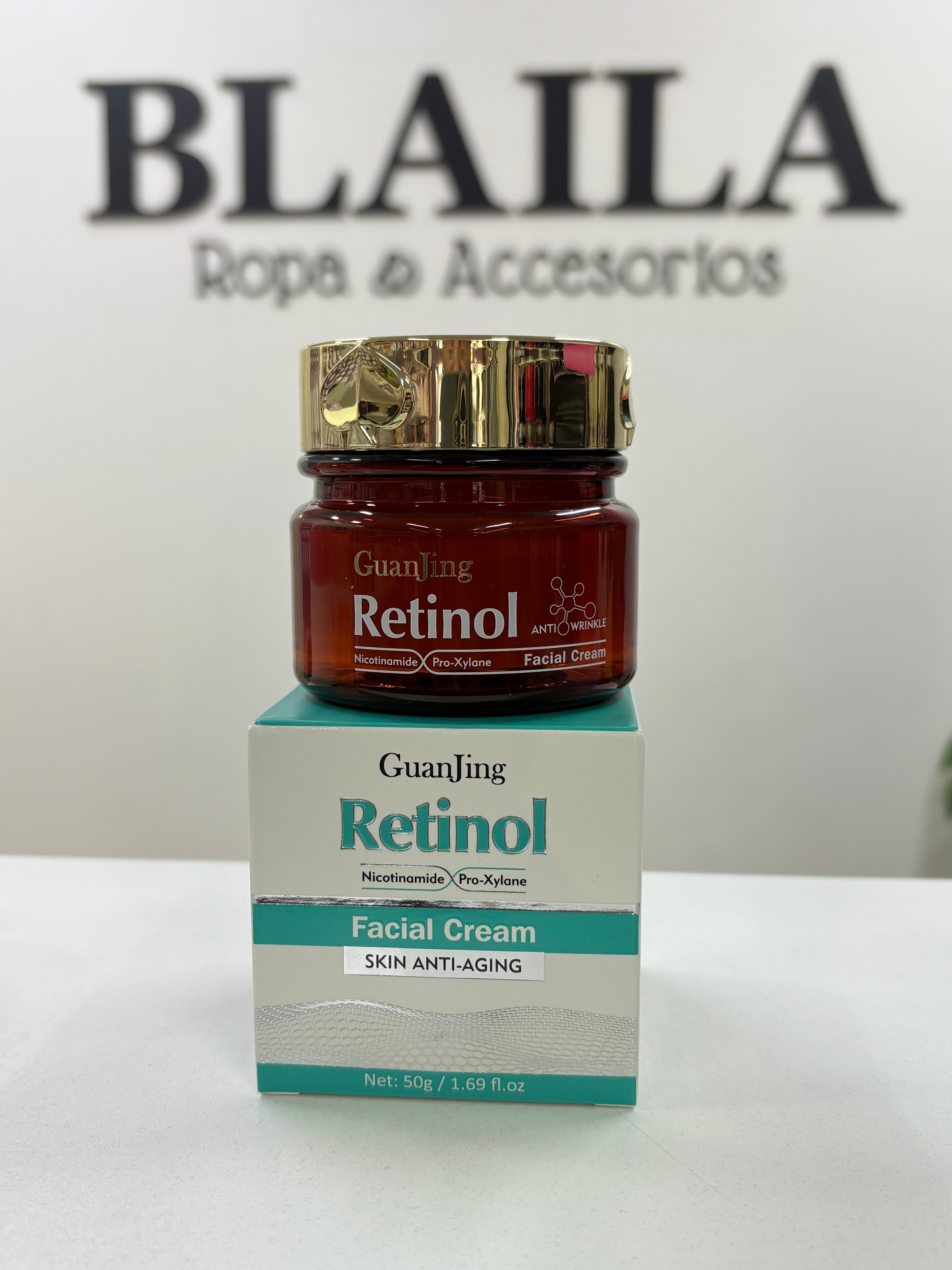 Crema Facial con Retinol